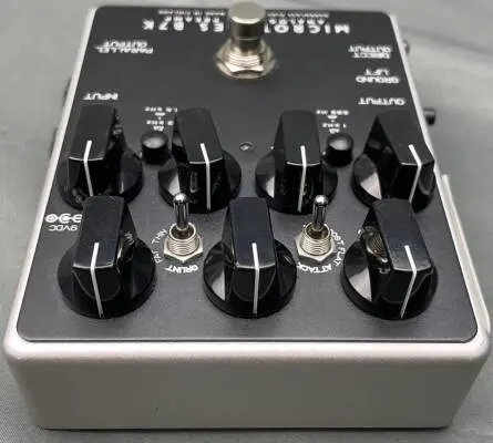 Darkglass - B7K V2 Microtubes Overdrive Pedal 2